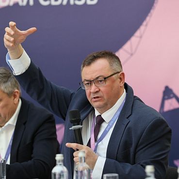  «Газпром СПКА» представил ключевые направления проектирования спутников связи 