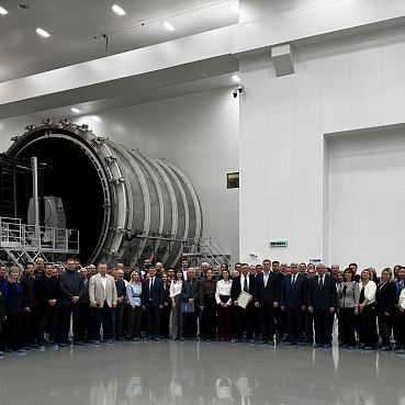 Поздравление с Днем космонавтики